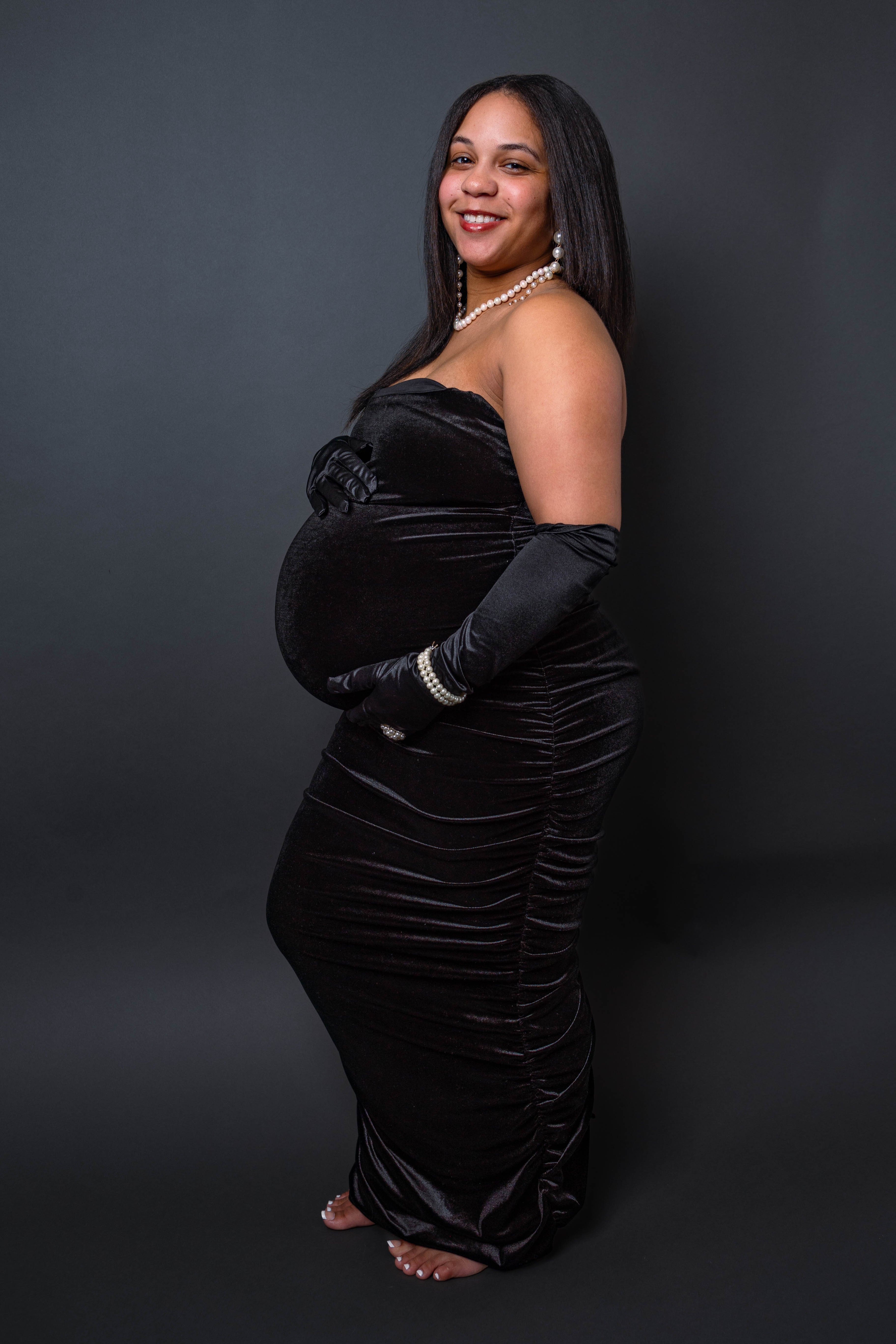 Maternity photography by Swavey Shots